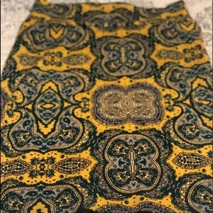 Lularoe Cassie in Euc